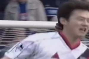 中國球員的英超首球！孫繼海魚躍沖頂頭球破門！