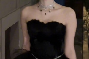 雞腿諾這身萬圣節穿搭如何？感覺像低配版趙露思??